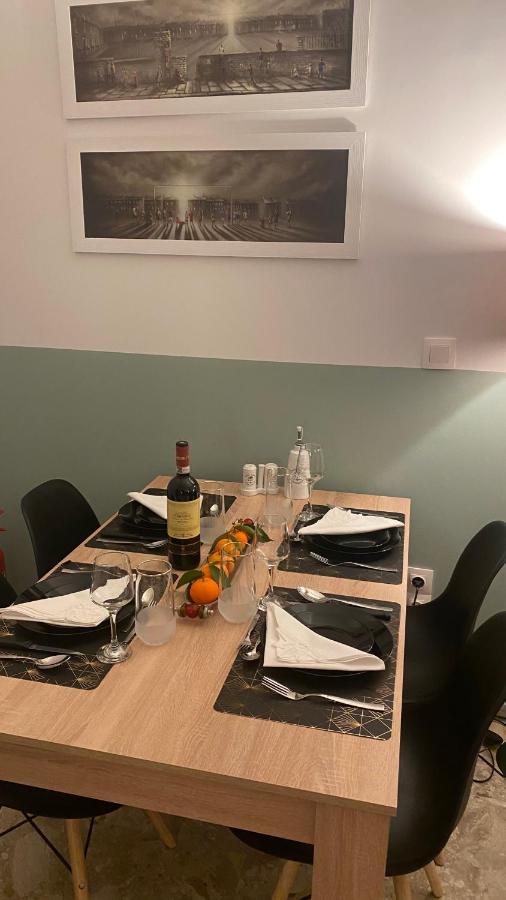 Patras Golden Suite Kültér fotó