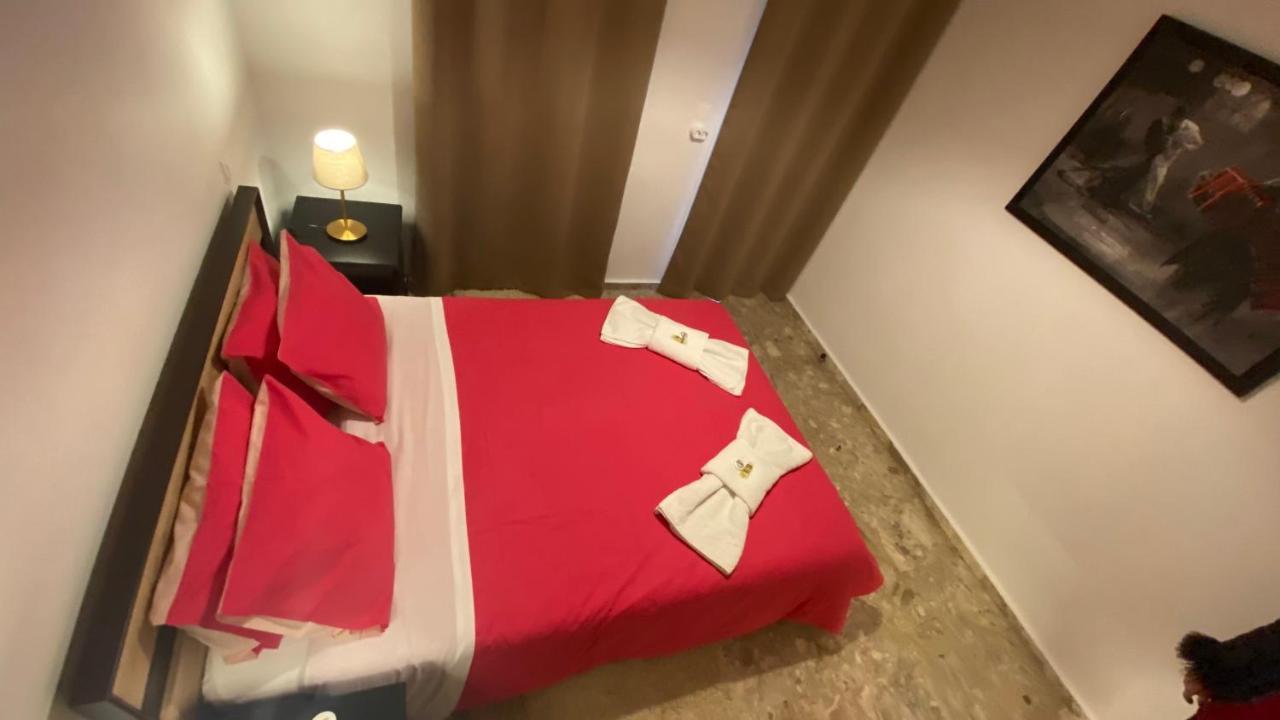 Patras Golden Suite Kültér fotó