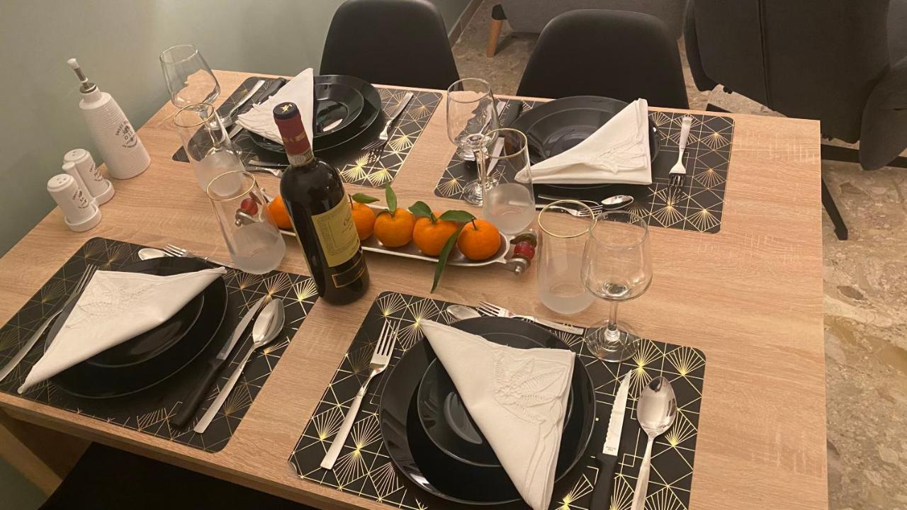 Patras Golden Suite Kültér fotó