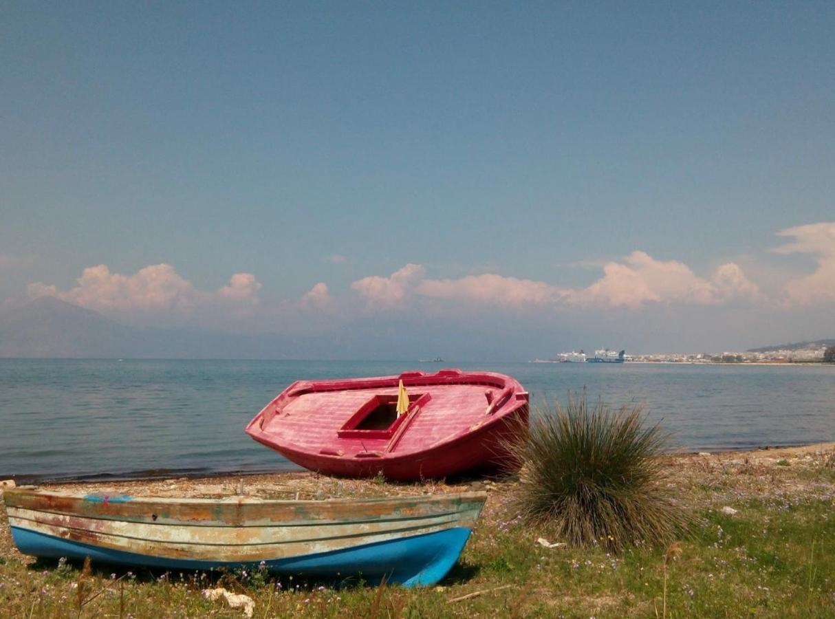 Patras Golden Suite Kültér fotó